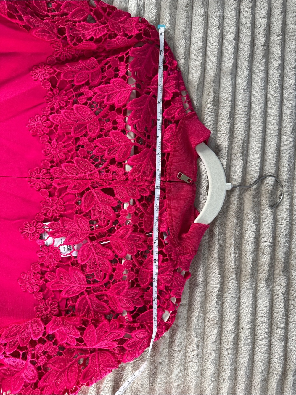 Escada Bright Shocking Pink Lace Dress - Picture 7 of 8